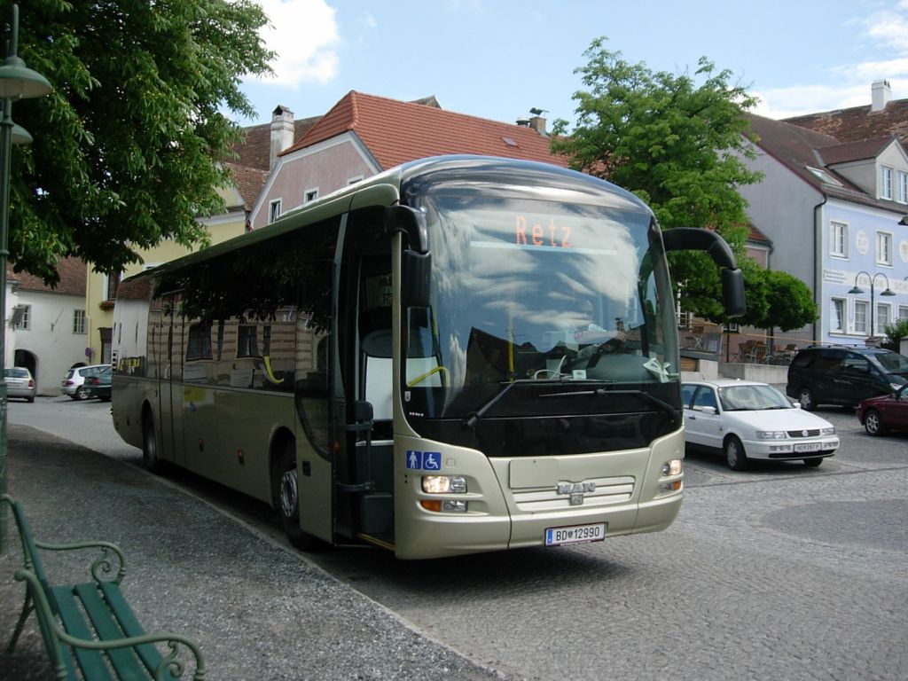 BD 12990