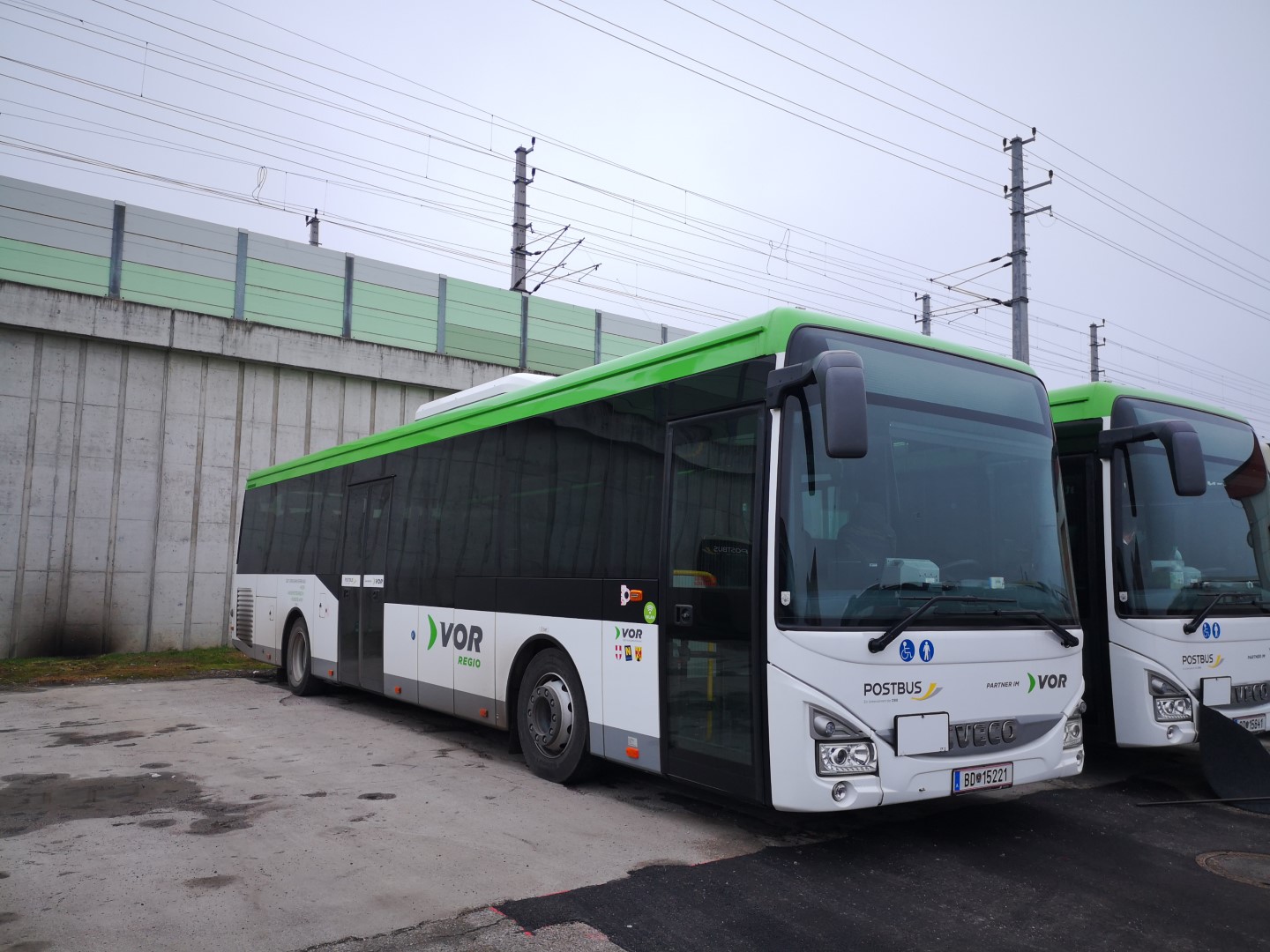BD 15221