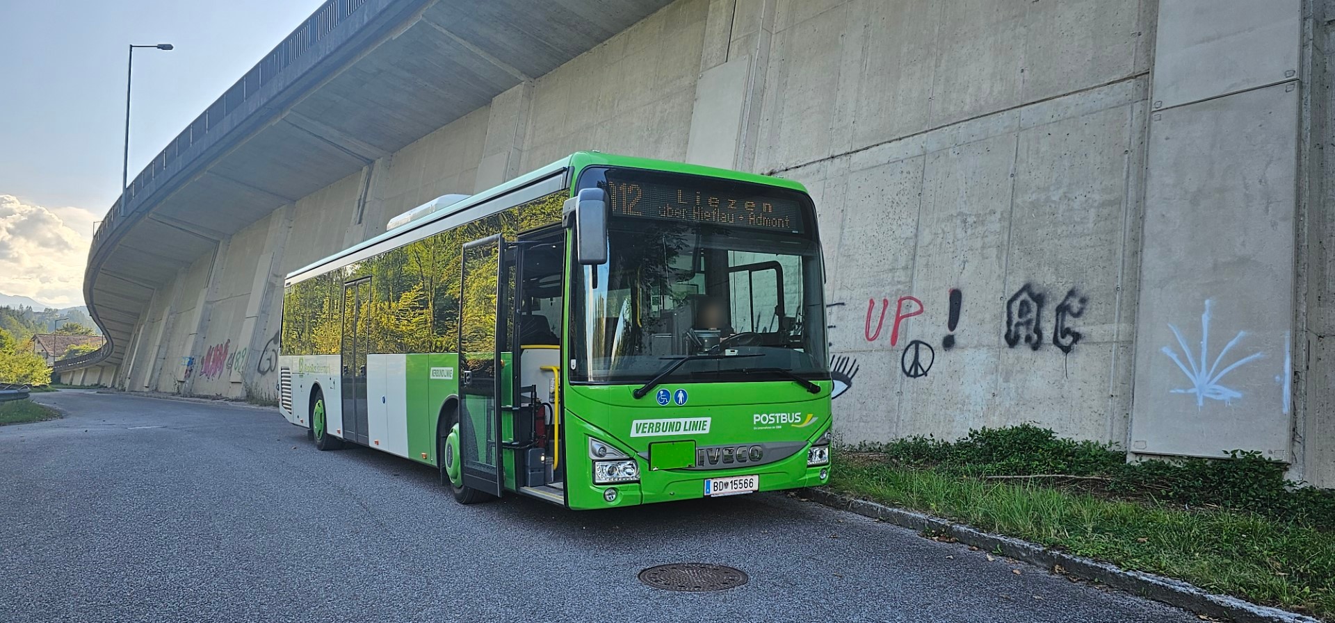 BD 15566