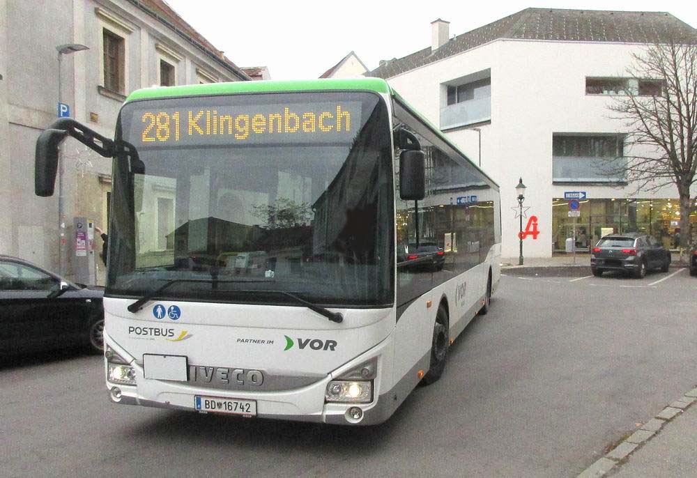 BD 16742