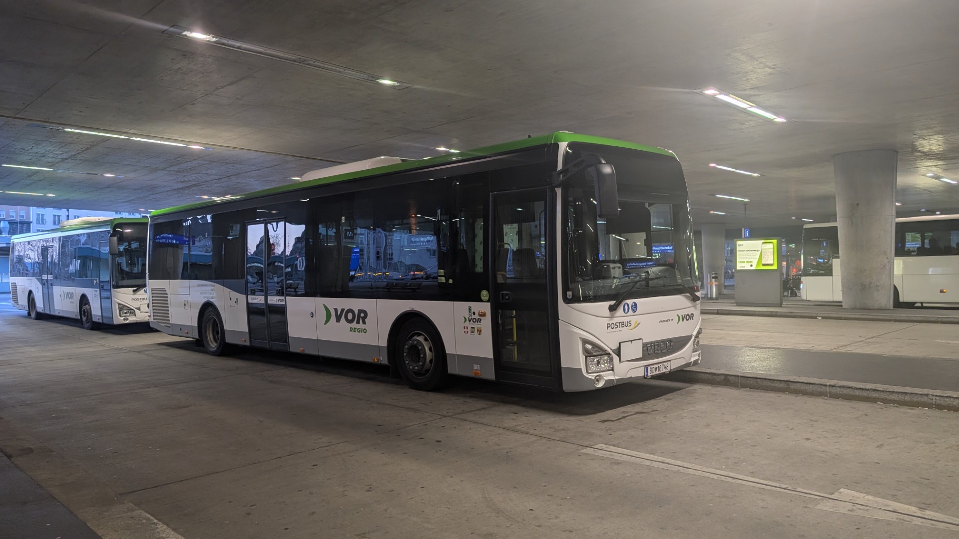 BD 16748